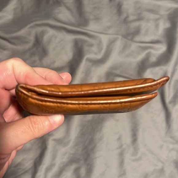 Gucci Authentic Mens leather wallet - Picture 6 of 15